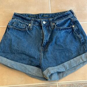 Wild Fable cuffed Happy shorts